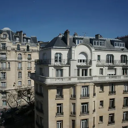 Apartment 216500 - Beautiful 120 Sqm Duplex For A Family Or Two Couples To Rent In A Privileged Area *