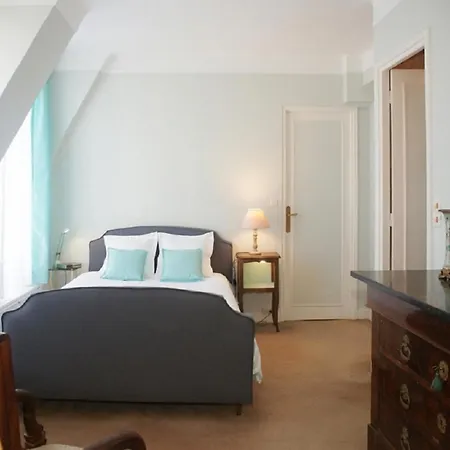 216500 - Beautiful 120 Sqm Duplex For A Family Or Two Couples To Rent In A Privileged Area Apartment Paris
